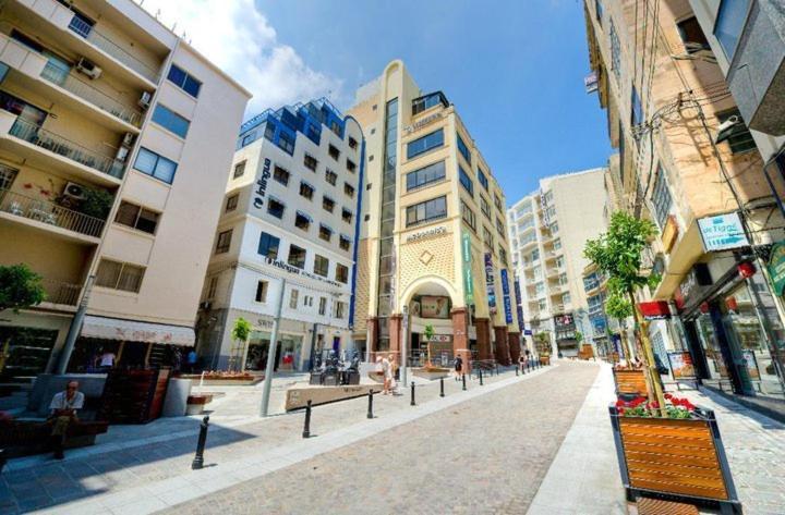 Deluxe Apartment With Valletta And Harbour Views Sliema Kültér fotó