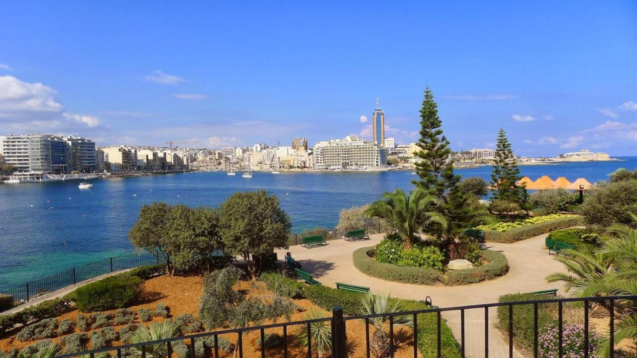 Deluxe Apartment With Valletta And Harbour Views Sliema Kültér fotó