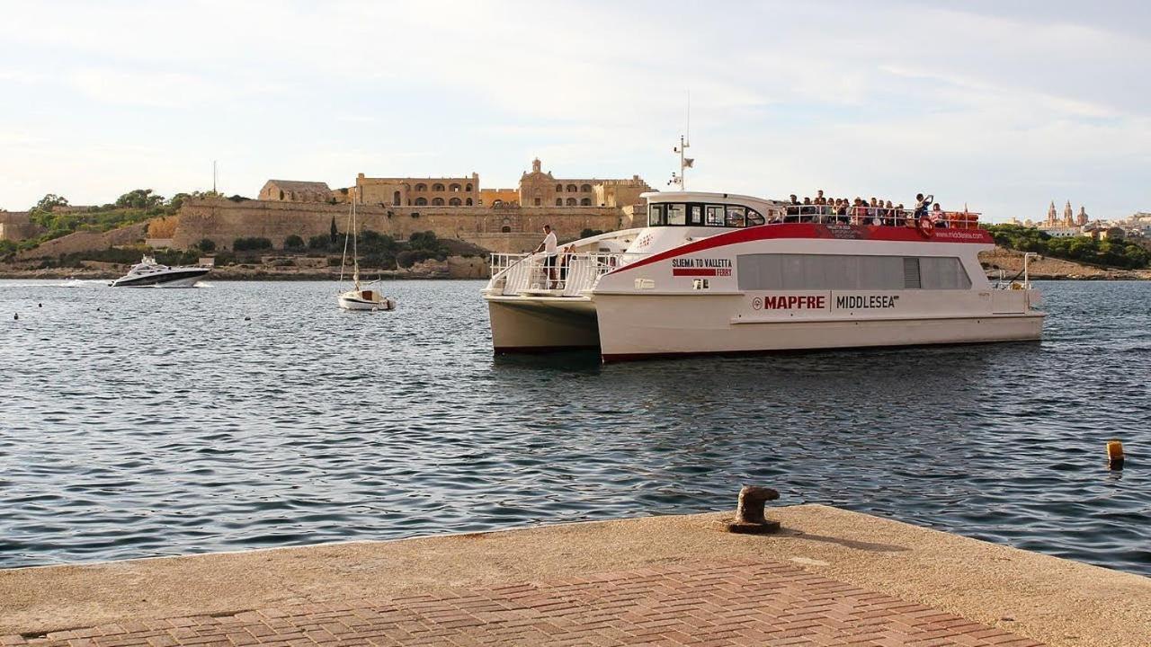 Deluxe Apartment With Valletta And Harbour Views Sliema Kültér fotó