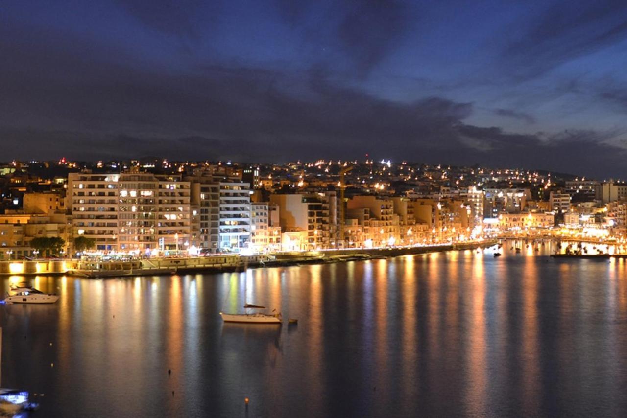 Deluxe Apartment With Valletta And Harbour Views Sliema Kültér fotó
